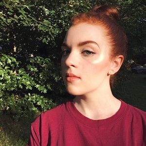 Meet your Posher, Julia